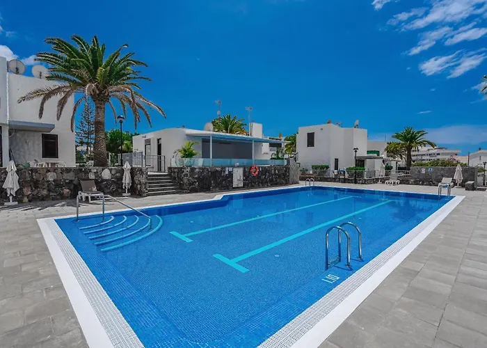 Cozy - 150 Meters From The Beach, Free Wi-fi 公寓