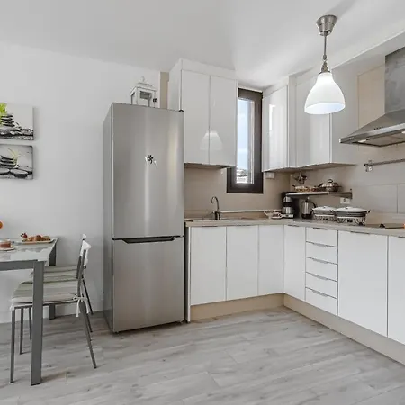 Cozy - 150 Meters From The Beach, Free Wi-fi 플라야데라스아메리카스