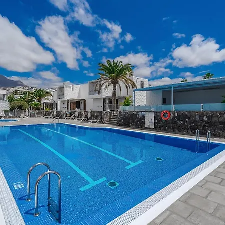 Cozy - 150 Meters From The Beach, Free Wi-fi 아파트